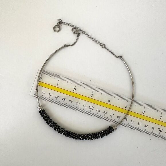 Grey beaded choker necklace - Picture 4 of 8